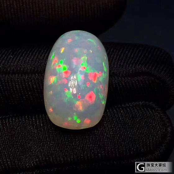 各种彩宝_戒面彩色宝石