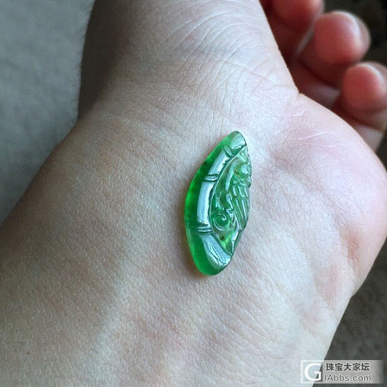 小鸟不依人，小鸟要依竹_戒面翡翠