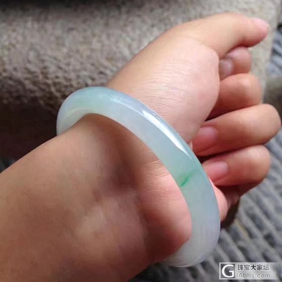 【迈绿】7.8  又是周末了，超兴奋！_翡翠手镯