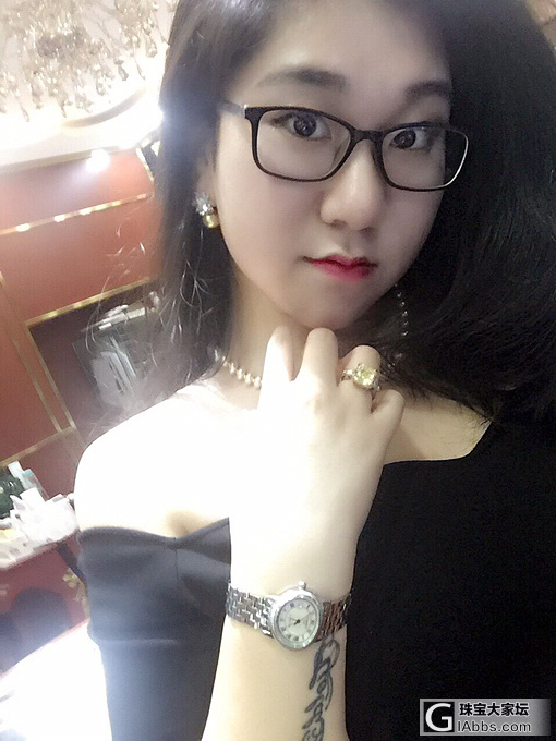 生病发烧的女人适合用珠宝提提神～_首饰