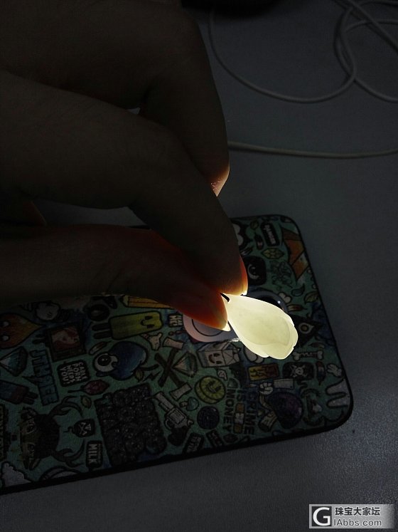 转六福彩釉迷你象，南红界面，籽玉兰_蛋面南红吊坠金