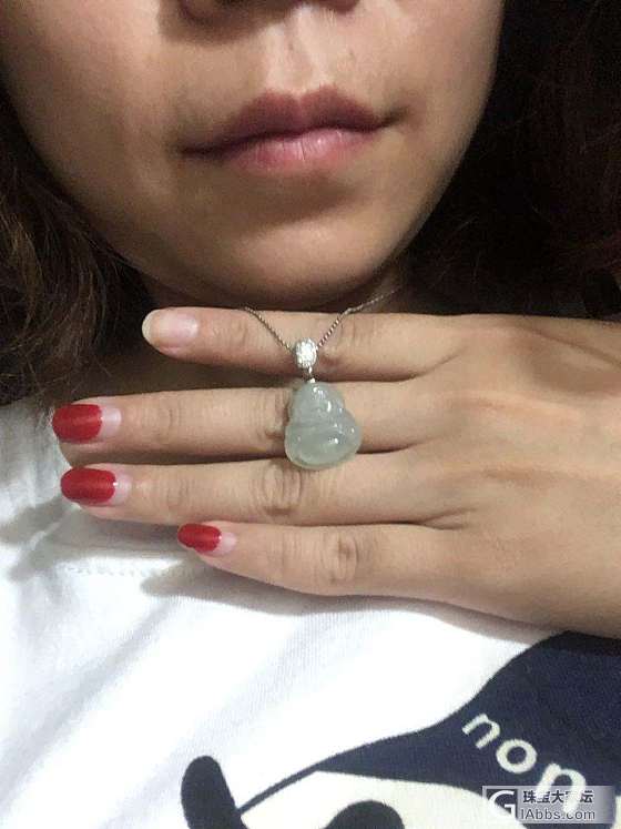 没镶嵌，只加了个银扣子_吊坠翡翠