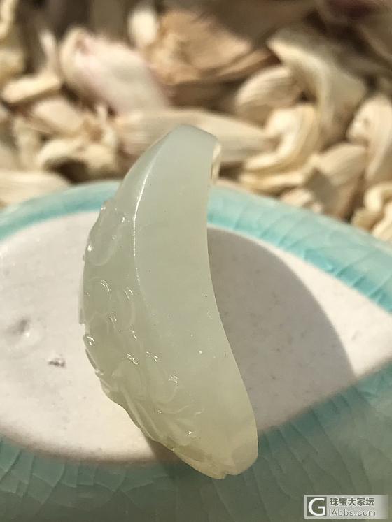 出青梅家_挂件和田玉