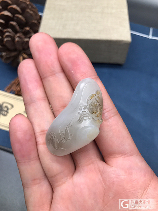 籽料系列荷花----_和田玉