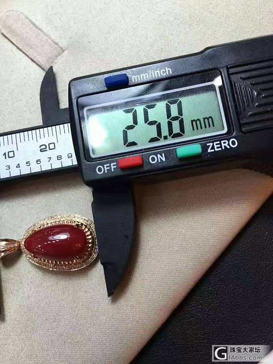 ✨✨高大上，美货。阿卡赤血珊瑚吊坠，18k 重金豪镶。更闪亮耀眼。珊瑚面厚装饱满..._吊坠珊瑚