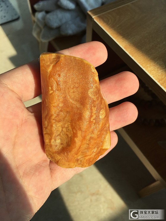之前发过贴的，现在还剩下一些，直接就明价了，喜欢可以私我。_琥珀蜜蜡文玩