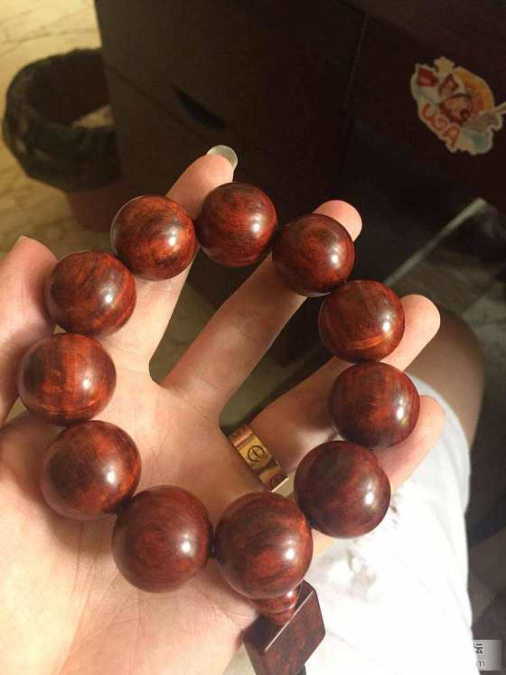 刚到手 、得瑟一下~~~~_珠串小叶紫檀