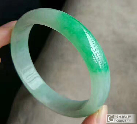 这个镯子咋样_手镯翡翠