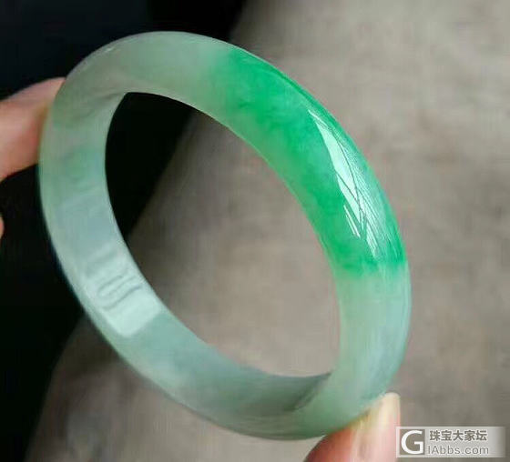这个镯子咋样_手镯翡翠