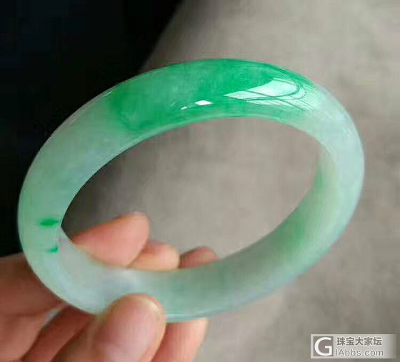 这个镯子咋样_手镯翡翠