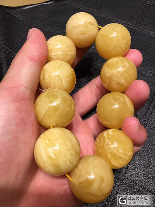 26➕，精品俄料手串，蜡质浓郁，漂亮，101克，土豪来[色]_蜜蜡珠串