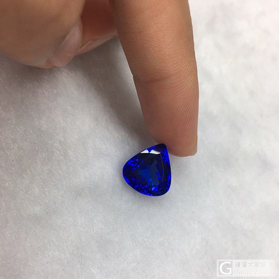 坦桑石_刻面宝石坦桑石