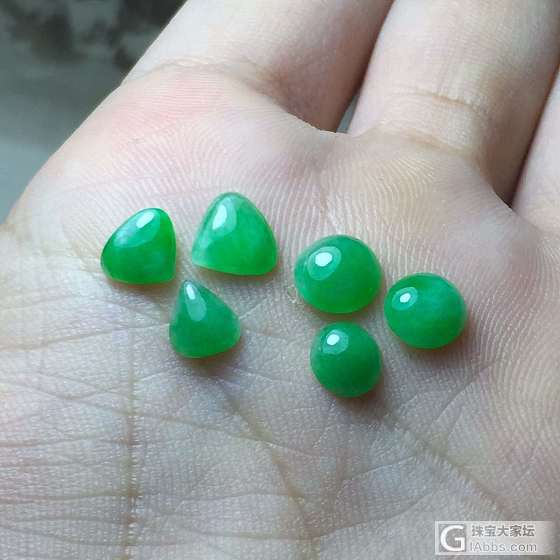 A货翡翠满绿戒面一手6个_翡翠