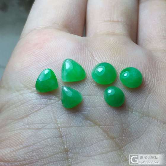 A货翡翠满绿戒面一手6个_翡翠