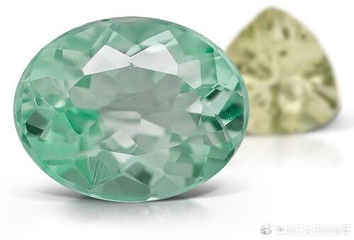 Tiffany蓝之石锂磷铝石 稀少宝石_少见宝石