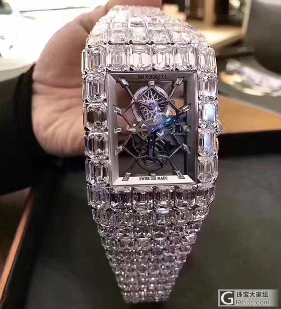 刷爆珠宝圈的新闻📰，
不发好像落伍了😂
☝️一个亿💰的满钻手表⌚️
向华强送老婆向太..._首饰