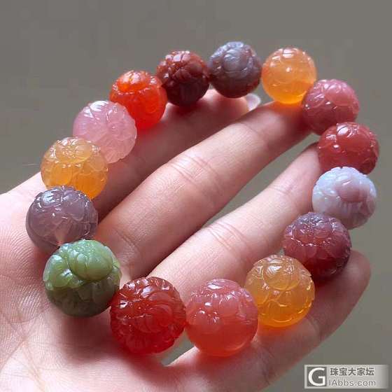 精雕莲花珠子单圈手链_珠串玛瑙