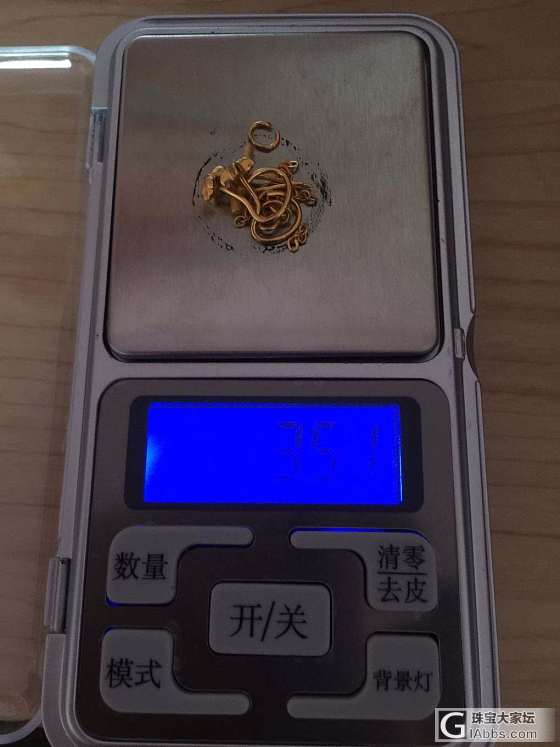 周大福 270_耳钉金