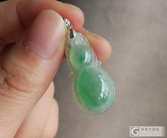 新品来喵喵，今晚有直播哦~_手镯挂件翡翠双儿翡翠