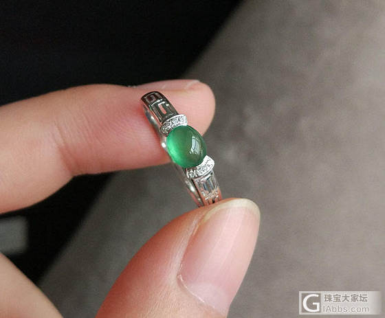 新品来喵喵，今晚有直播哦~_手镯挂件翡翠双儿翡翠