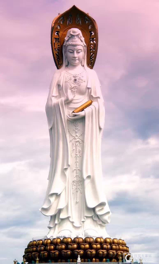 观世音菩萨具有平等无私的广大悲愿，当众生遇到任何的困难和苦痛， 如能至诚称念观世..._设计