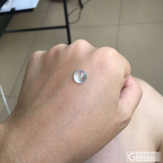 蛋面翡翠求专家指点估价_翡翠