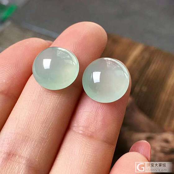 这样的一对是不是可以简单的镶嵌成一对耳钉？_蛋面翡翠