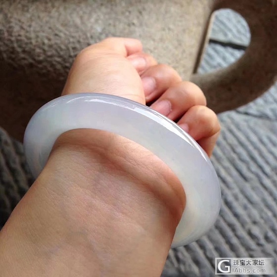 【迈绿】8.15  为啥大佬都爱戴翡翠？_手镯翡翠