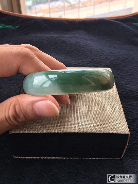 翡翠飘花贵妃手镯_手镯翡翠