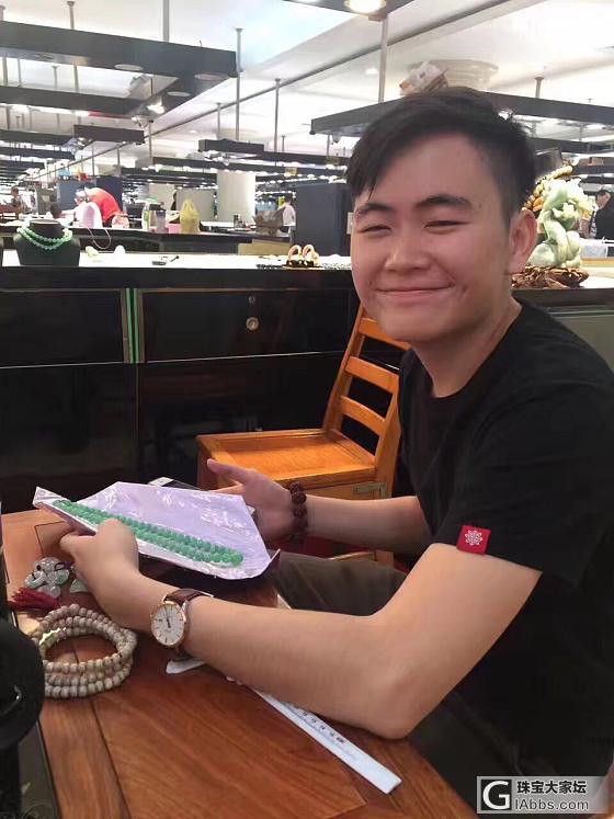 简单明了，一位无处不在的翡翠小王子来吸引人气_翡翠