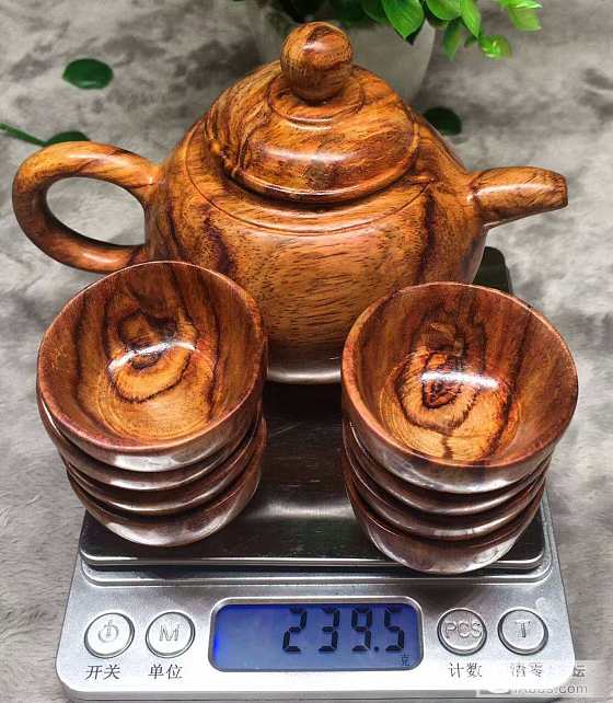 规格壶高12.8/7.7/8.5。杯子4.2/2_茶具海南黄花梨