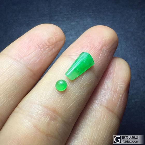 A货翡翠满绿素面一套_蛋面翡翠