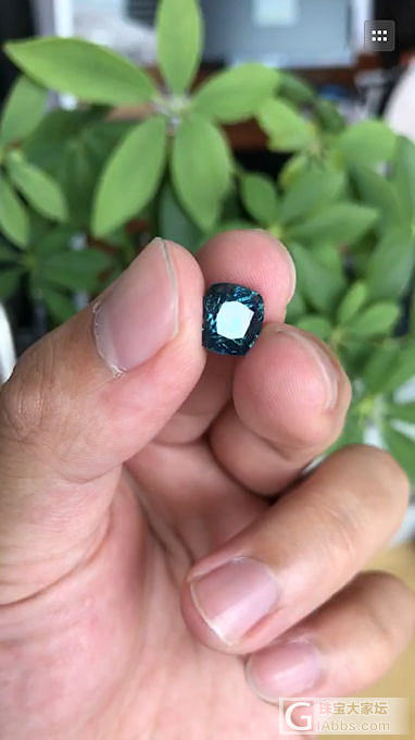尖晶石孔雀蓝_尖晶石