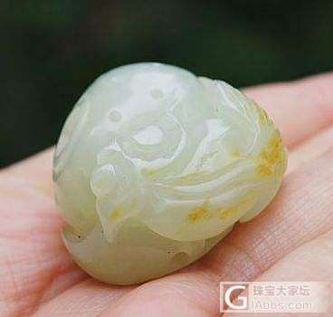 .【花好月圆翡翠阁】天然和田玉青白玉柔润吊坠3款。_青白玉吊坠挂件和田玉