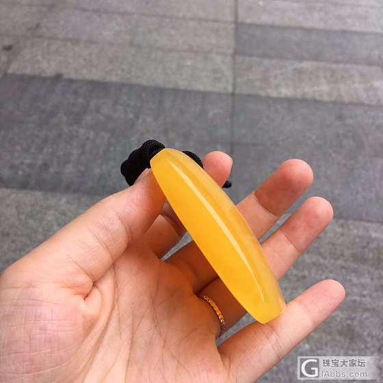 精品蜜蜡_挂件蜜蜡
