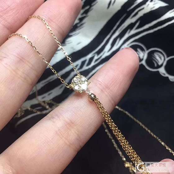 珠宝展的新款_戒指项链耳饰钻石