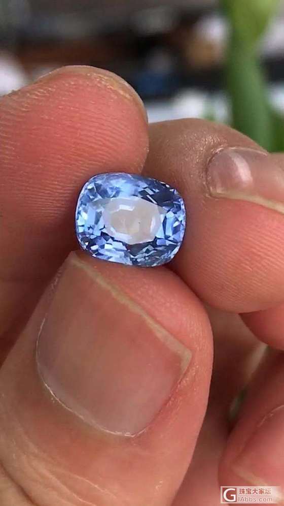 fancy blue 蓝宝石来自缅甸抹谷，无烧，4克拉。给你们看看如何。_刻面宝石蓝宝石