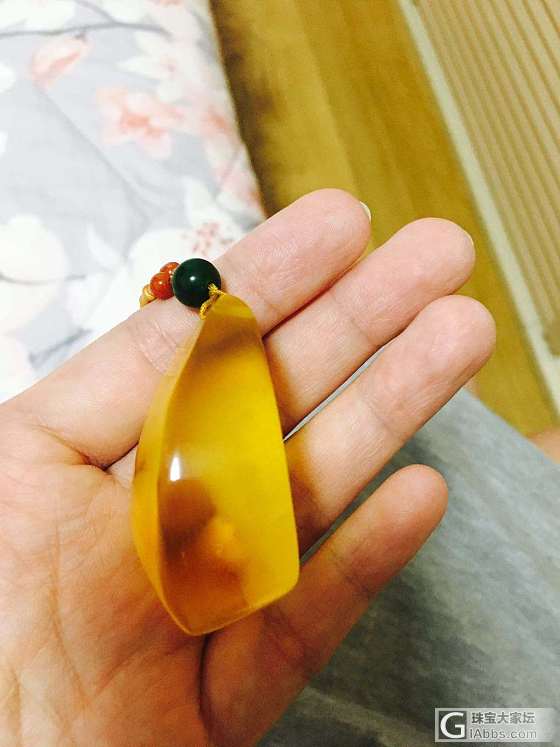新磨的琥珀_挂件琥珀