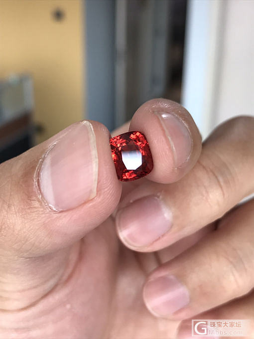 这个3.3克拉的尖晶还行不？_刻面宝石尖晶石