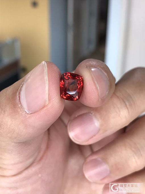 这个3.3克拉的尖晶还行不？_刻面宝石尖晶石