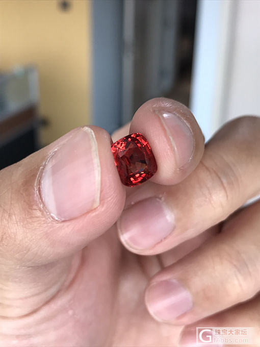 这个3.3克拉的尖晶还行不？_刻面宝石尖晶石