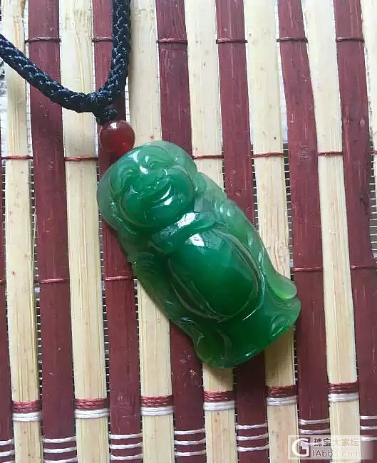 老妈买的和田碧玉，是不是被药了_挂件碧玉