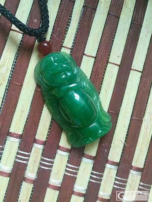 老妈买的和田碧玉，是不是被药了_挂件碧玉