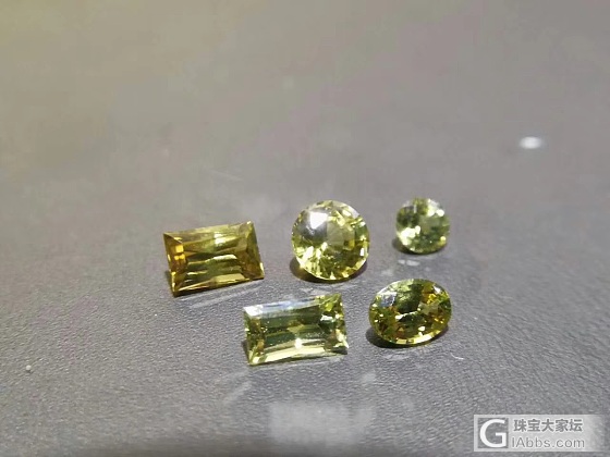 最近来了一统包货，都是批发价一手走_刻面宝石彩色宝石