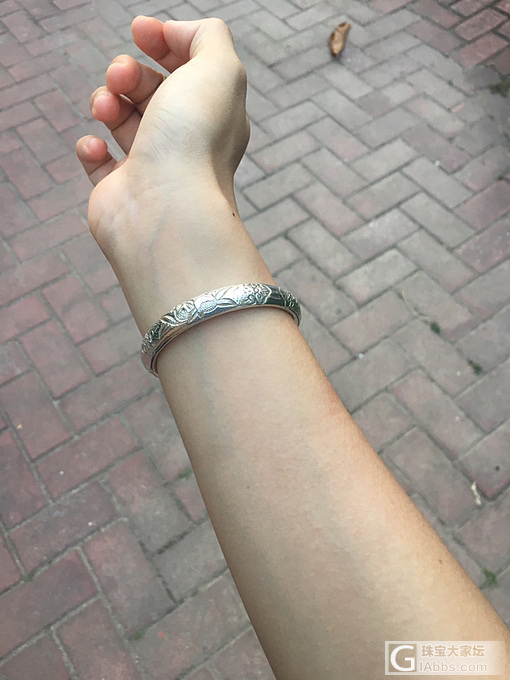 我觉得我挺适合戴镯子的呢_手镯银