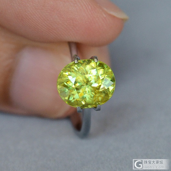 4.15ct 非洲 金绿色 璀璨 七彩 高色散 椭圆 天然 榍石 Sphene_刻面宝石榍石