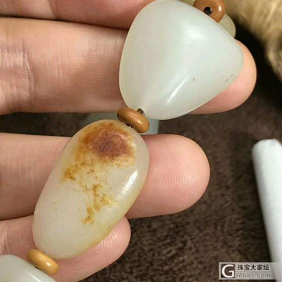 出手新疆和田籽料【独籽手串】_珠串和田玉