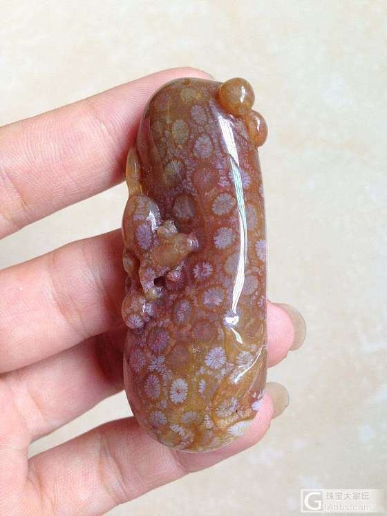 纯天然印尼珊瑚玉_挂件珊瑚玉
