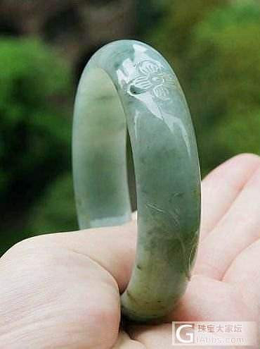 【花好月圆翡翠阁】几款清新淡绿飘花厚装雕花手镯_手镯翡翠
