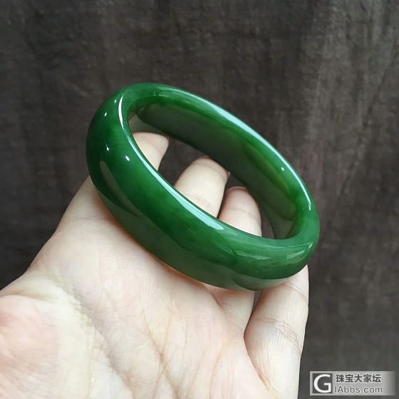 俄碧玉老坑料阳绿手镯57.5mm_碧玉手镯和田玉